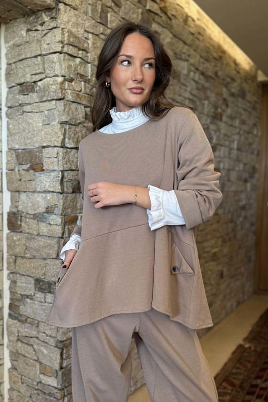 Sola Smart Tech Split Back Peplum Top Mocha /15=